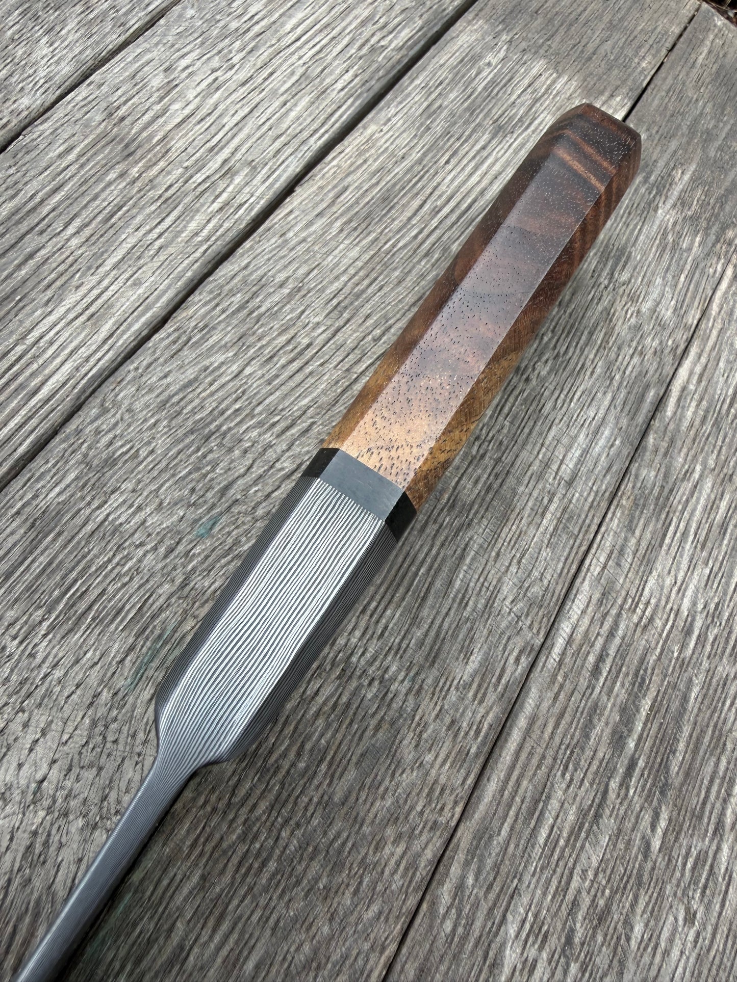 
                  
                    Integral Damascus Chef Knife
                  
                