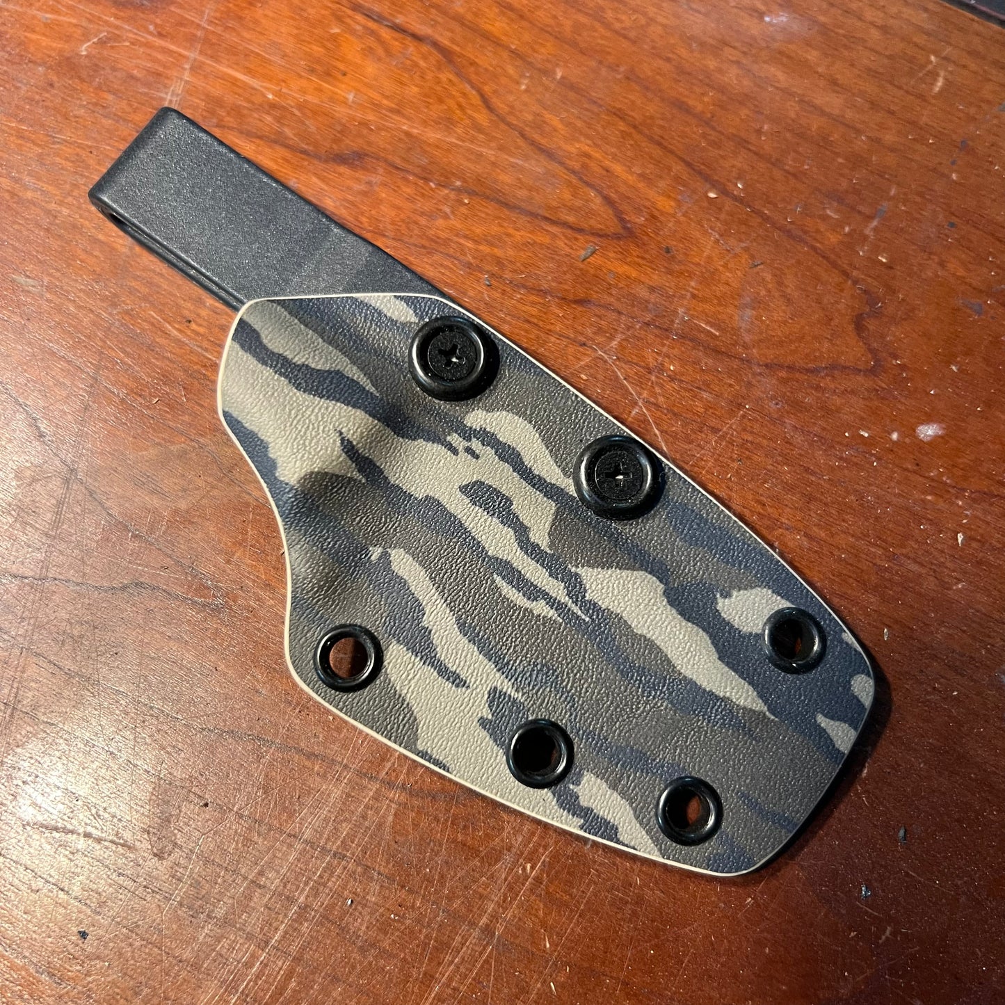 
                  
                    Kydex sheath for Fieldmate
                  
                