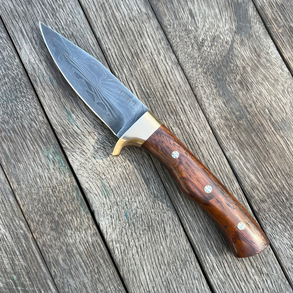 
                  
                    Damascus hunter
                  
                