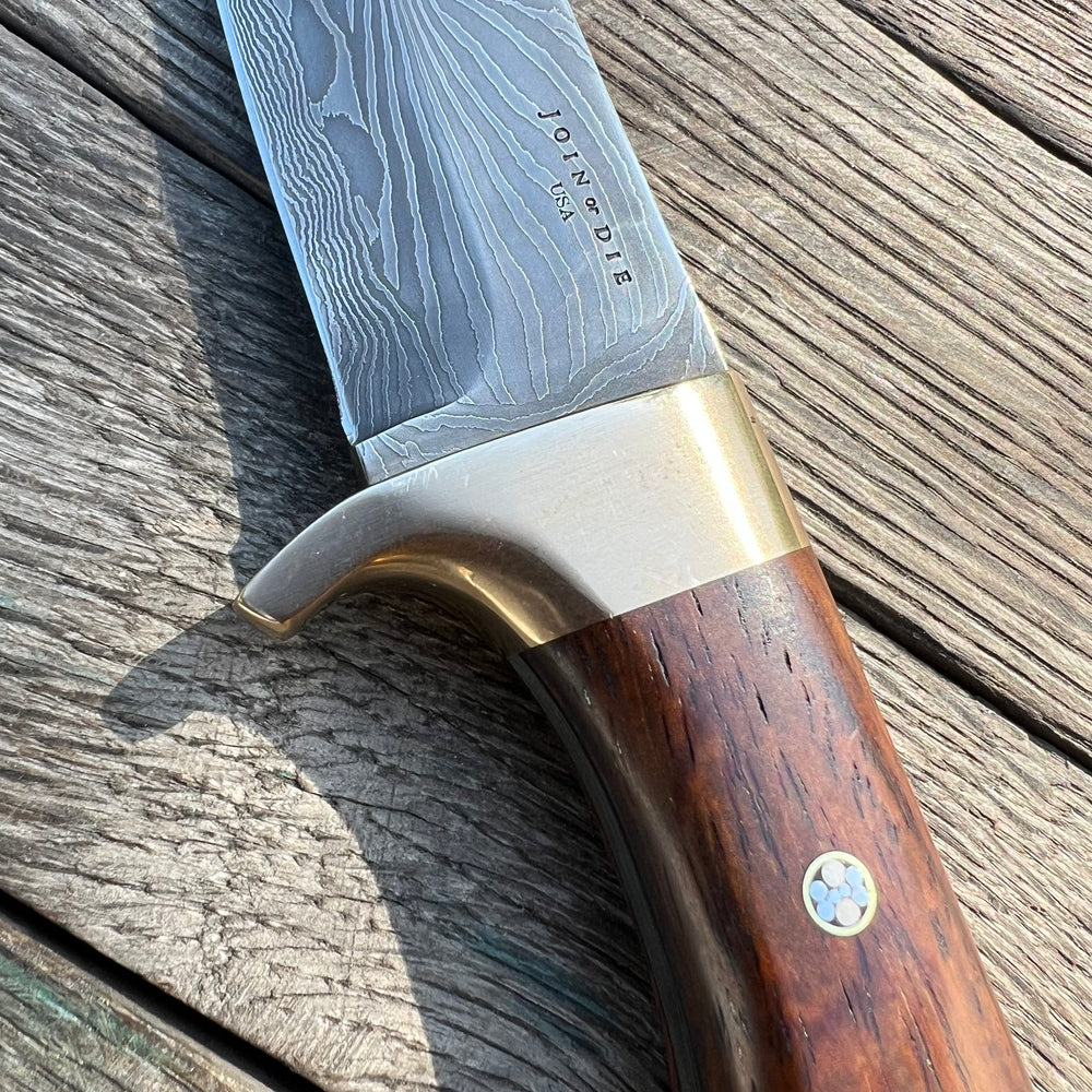 
                  
                    Damascus hunter
                  
                
