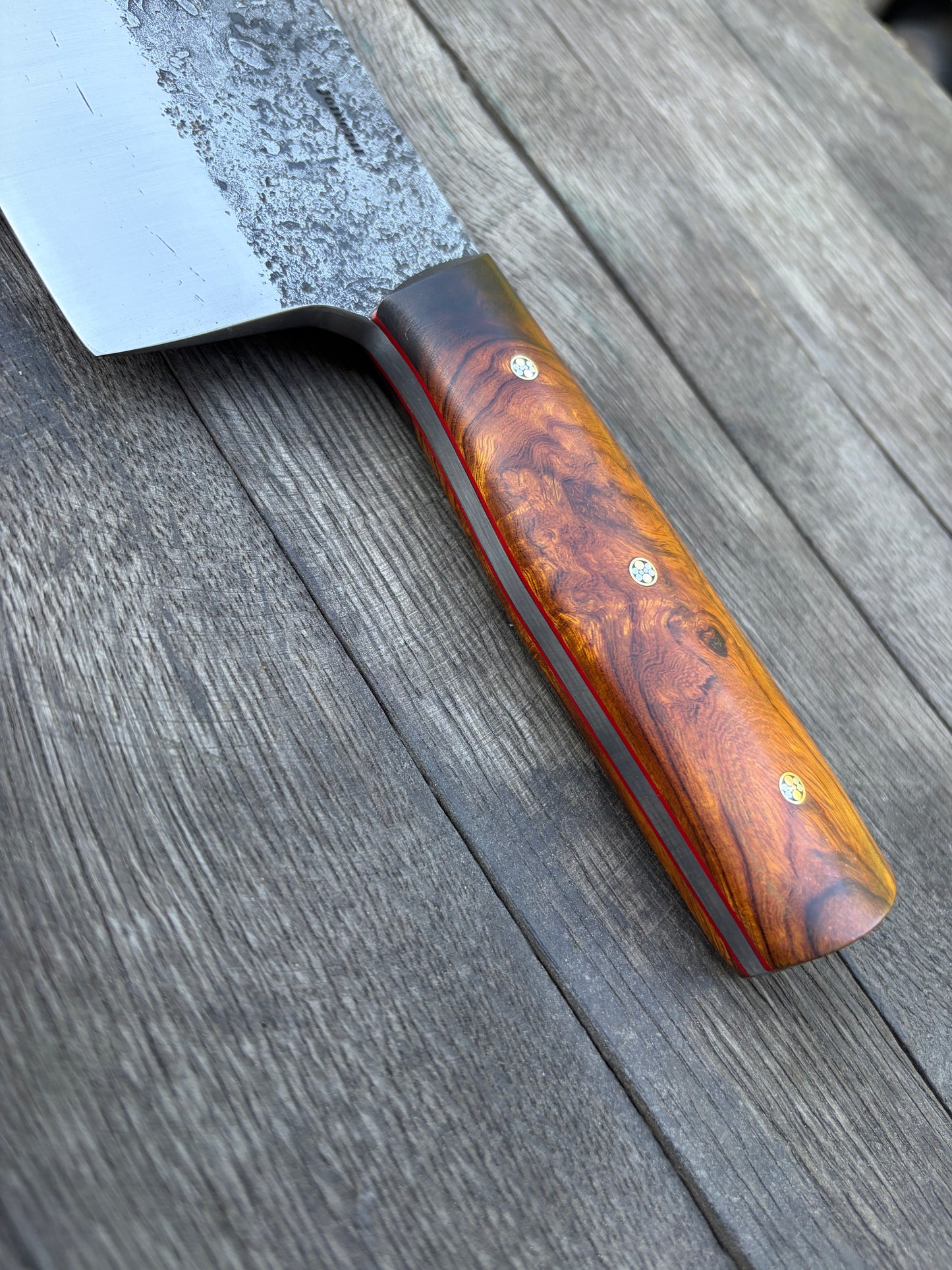 
                  
                    Cleaver
                  
                