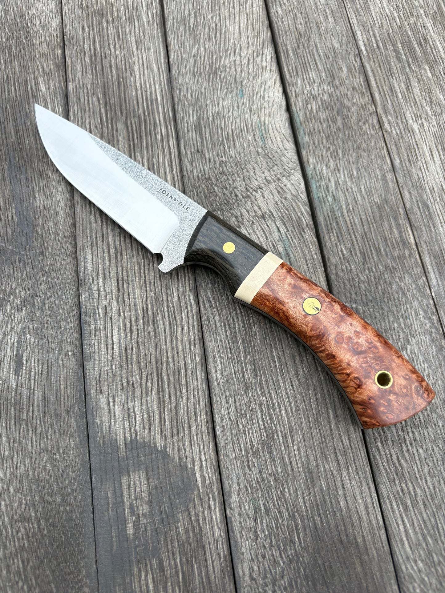 
                  
                    Explorer
                  
                